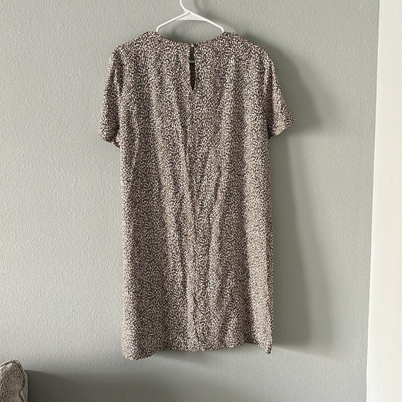 Jenni Kayne Leopard T-Shirt Dress - Picture 3 of 5